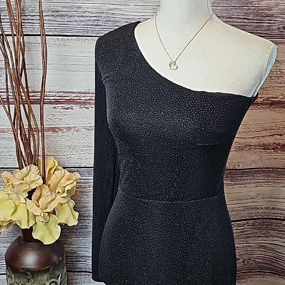 h&m one shoulder dress H&M Studio Holiday Silver Sequined One shoulder assymetrical dress size M